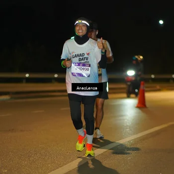 Runner Photo 7678951