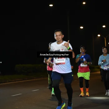 Runner Photo 7678961