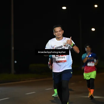 Runner Photo 7678974
