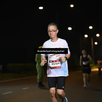 Runner Photo 7678983