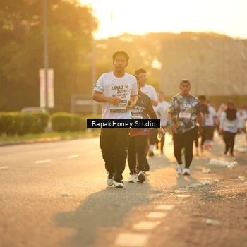 Runner Photo 7678990
