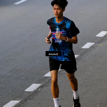 Runner Photo 7678999