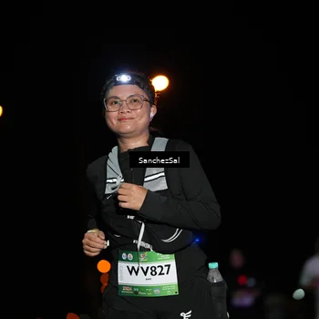 Runner Photo 7679001