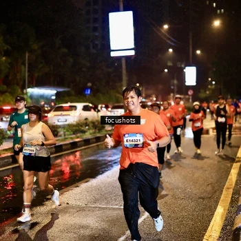 Runner Photo 7679002