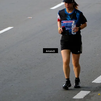 Runner Photo 7679009
