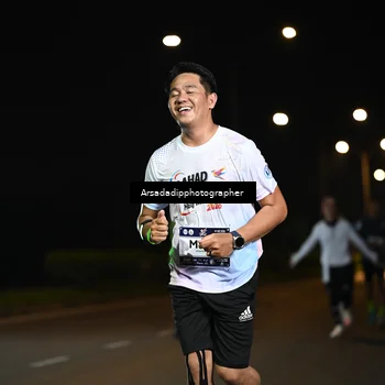 Runner Photo 7679020