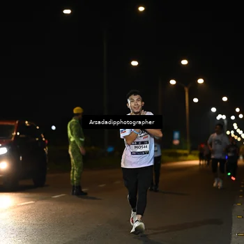 Runner Photo 7679032