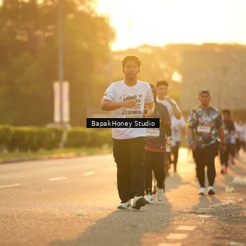 Runner Photo 7679047