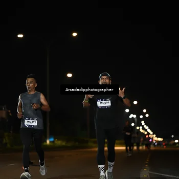 Runner Photo 7679064