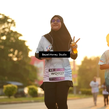 Runner Photo 7679068
