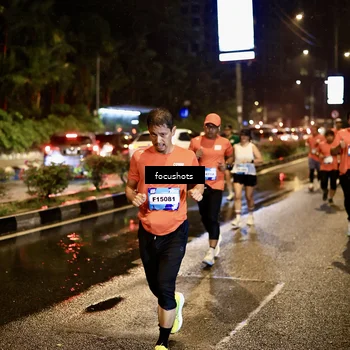 Runner Photo 7679071