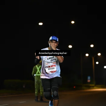 Runner Photo 7679075