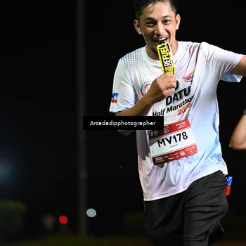 Runner Photo 7679083