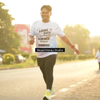 Runner Photo 7679084