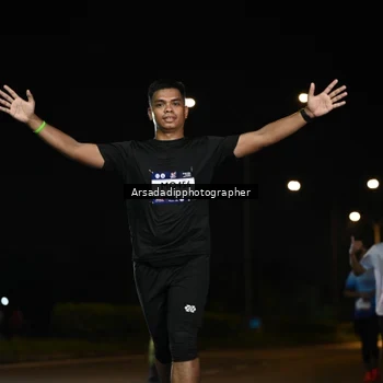 Runner Photo 7679091