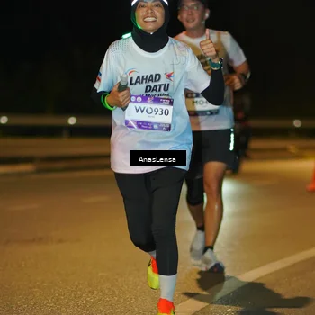 Runner Photo 7679109