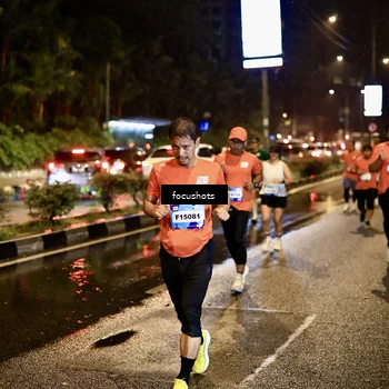 Runner Photo 7679116