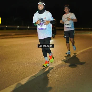 Runner Photo 7679134