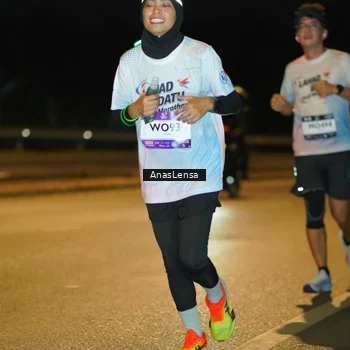 Runner Photo 7679138