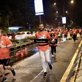 Runner Photo 7679146