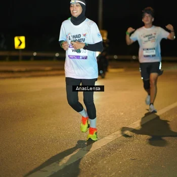 Runner Photo 7679148