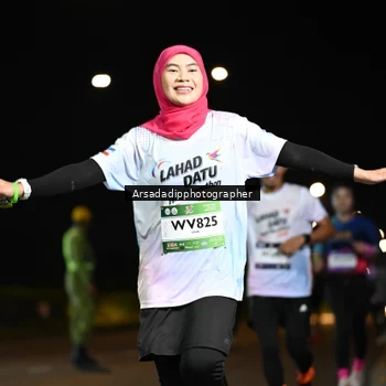 Runner Photo 7679149