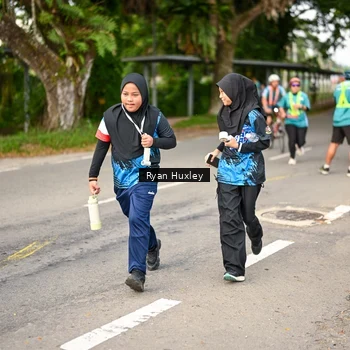 Runner Photo 7679153