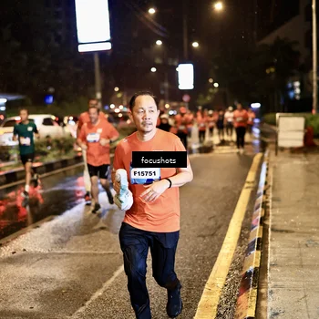 Runner Photo 7679170