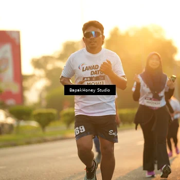 Runner Photo 7679180