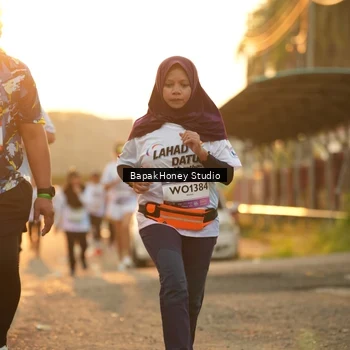 Runner Photo 7679191