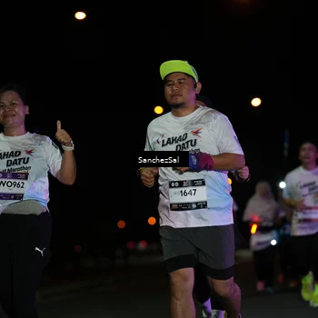 Runner Photo 7679216