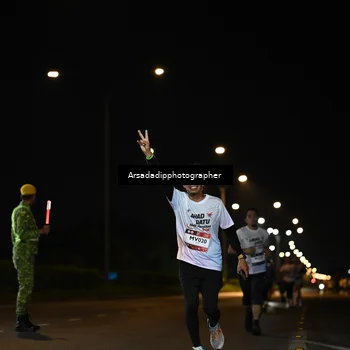 Runner Photo 7679227