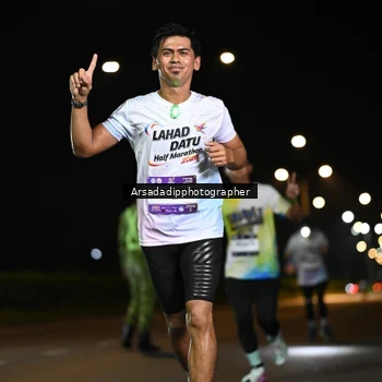Runner Photo 7679235