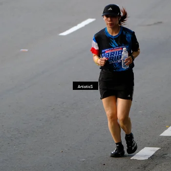 Runner Photo 7679241