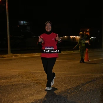 Runner Photo 7679243