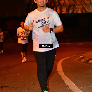 Runner Photo 7679246