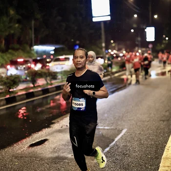 Runner Photo 7679248