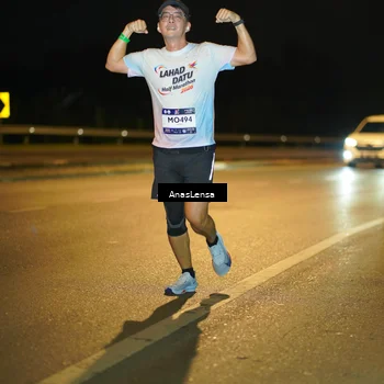 Runner Photo 7679263