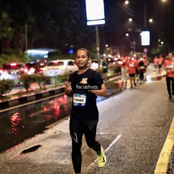 Runner Photo 7679271