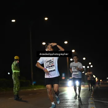 Runner Photo 7679277