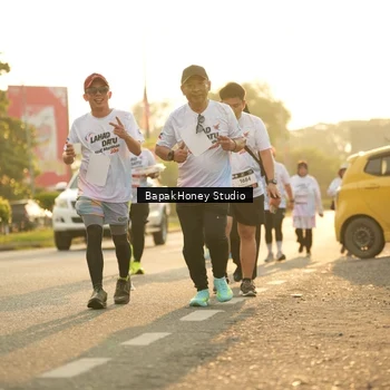 Runner Photo 7679278