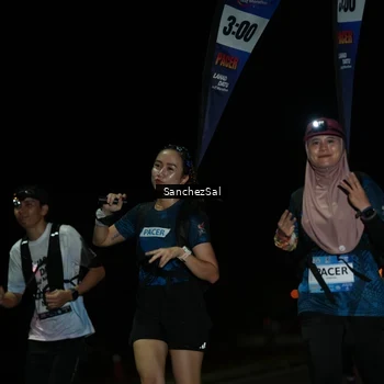 Runner Photo 7679323