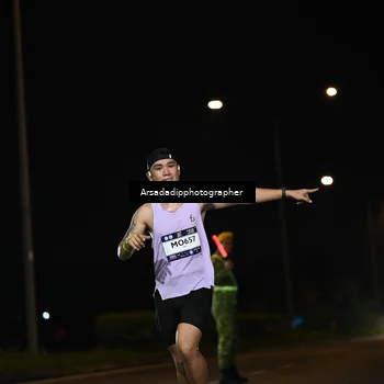 Runner Photo 7679324