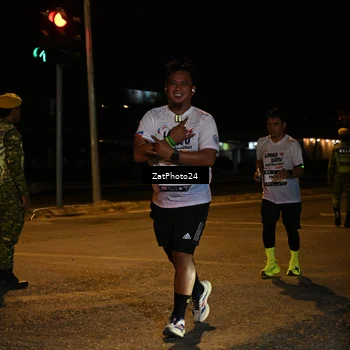 Runner Photo 7679348