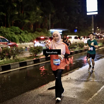 Runner Photo 7679358