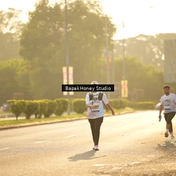 Runner Photo 7679362