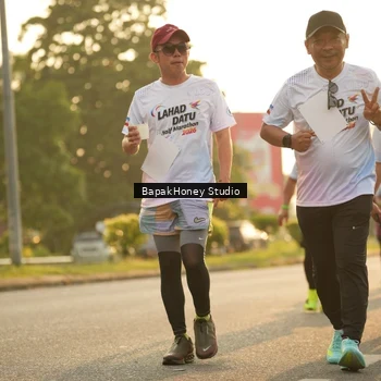 Runner Photo 7679385