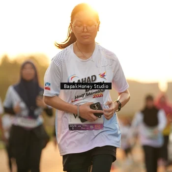 Runner Photo 7679390