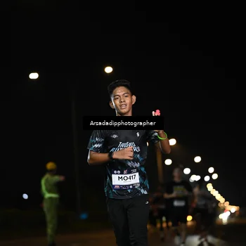 Runner Photo 7679400