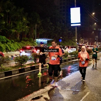 Runner Photo 7679410